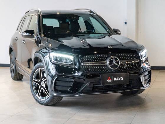 MERCEDES-BENZ GLB 220 2.0 MHEV AMG LINE 4MATIC 8G-DCT MERCEDES-BENZ GLB 220 2.0 MHEV AMG LINE 4MATIC 8G-DCT